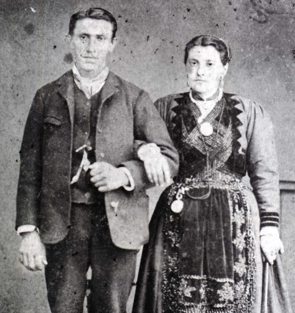 Matrimonio de llanisca y porruanu en 1897